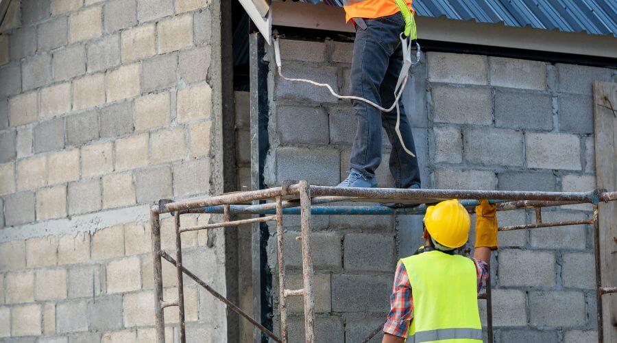 Expert Emergency Roof Repairs services in Lebanon, SD